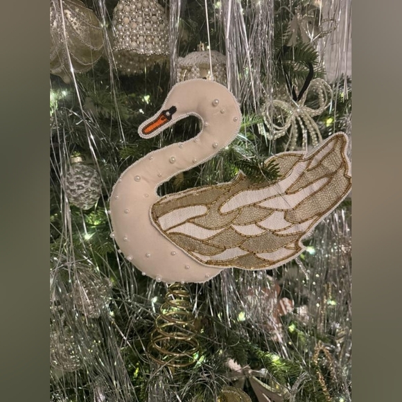 Anthropologie Embroidered Swan Tree Topper - Picture 4 of 5